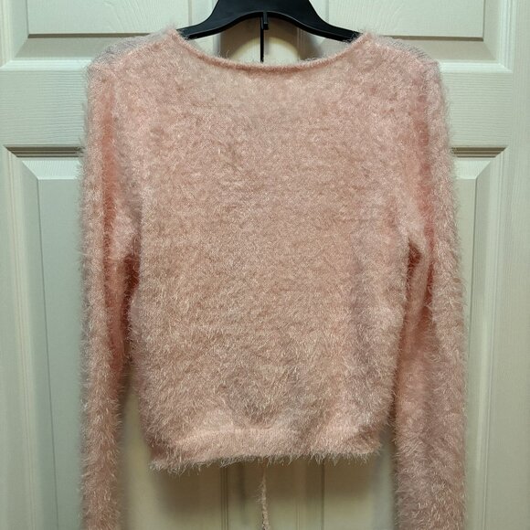 NWT Soft Fuzzy Ruched Front Sweater – Light Pink – Long Sleeve – Size 1X - Picture 2 of 3